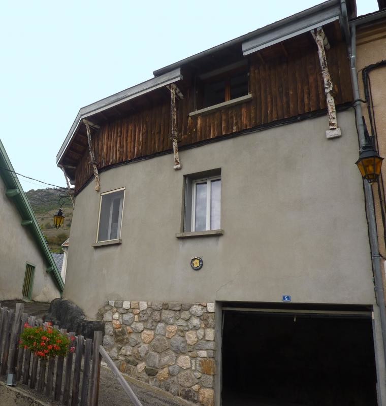 photo 0