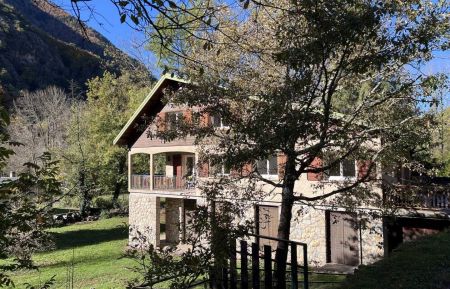 G&icirc;te n&deg;09G10575 Orgeix - Ari&egrave;ge - photoEte