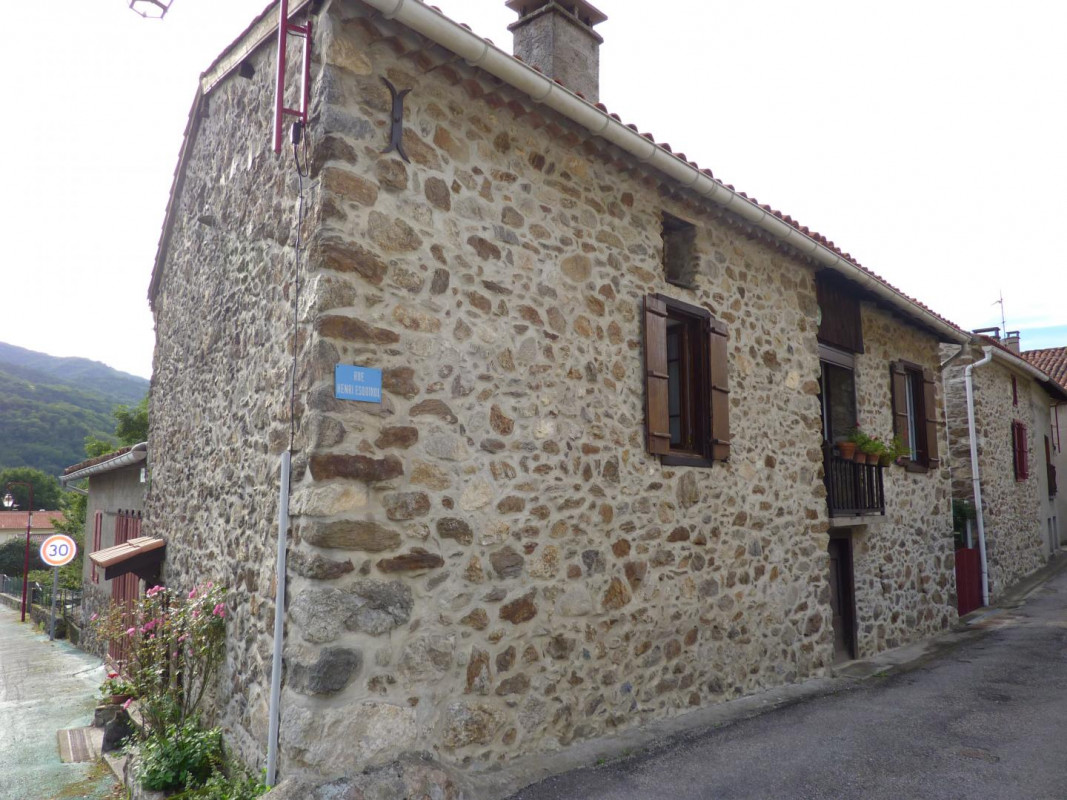 photo 0