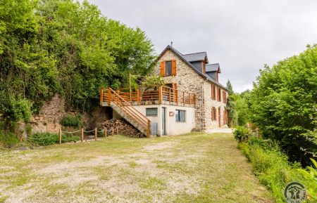 G&icirc;te n&deg;09G10531 Soueix-Rogalle - Ari&egrave;ge - La grande ourse