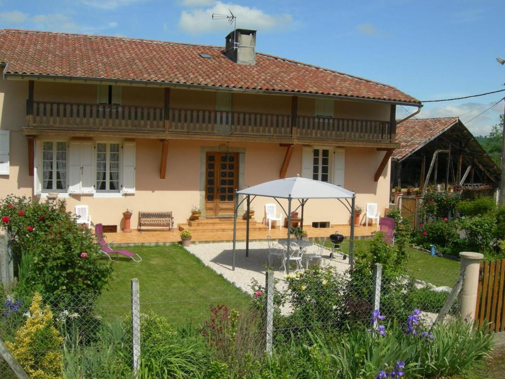 photo 0